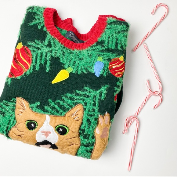 Target Other - Christmas sweater cat graphic size S